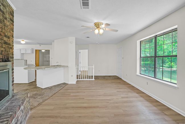 14 Thousand Oaks Cir, House other with 2 bedrooms, 2 bathrooms and null parking in Conway AR | Image 5