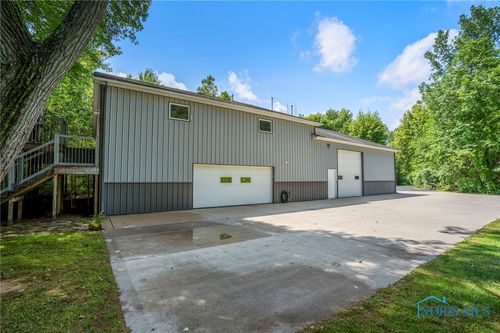 11425 Reed Rd, Whitehouse, OH, 43571-9394 | Card Image