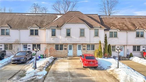 4-43 Blandford St, Woodstock, ON, N4S7H7 | Card Image