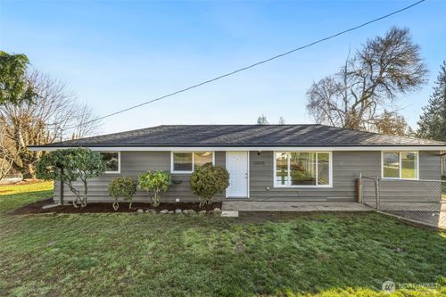 12005 Se 157th Place, Renton, WA, 98058 | Card Image