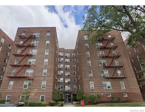 1a2-63-85 Woodhaven Blvd, Rego Park, NY, 11374-4812 | Card Image