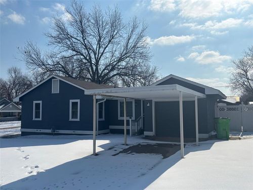 201 S 5th St, Okemah, OK, 74859-3808 | Card Image