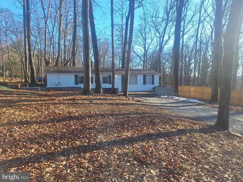 178 Huckleberry Ln, HARPERS FERRY, WV, 25425-4588 | Card Image
