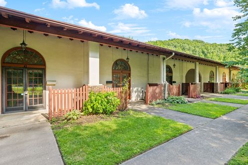 apt-43-210 Old Hickory Blvd, Nashville, TN, 37221-7339 | Card Image