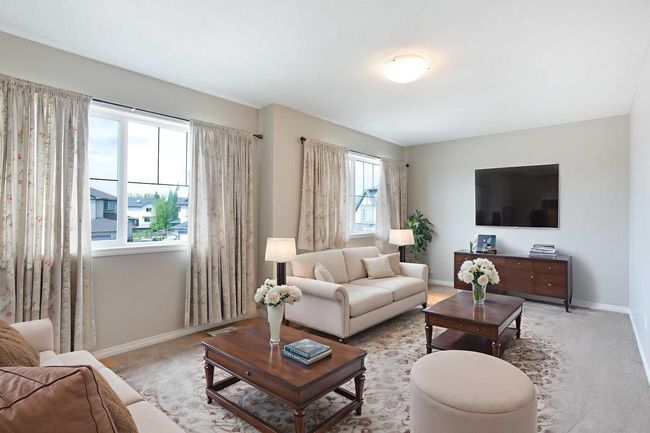 32 Drake Landing Hill, House other with 3 bedrooms, 3 bathrooms and 4 parking in Okotoks AB | Image 17