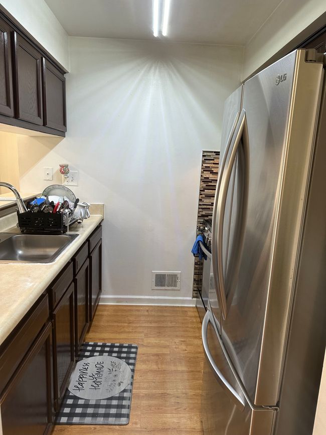 35533 Turner Dr, Condo with 3 bedrooms, 2 bathrooms and null parking in Sterling Heights MI | Image 4