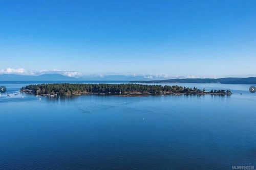 19 Captain Morgans Blvd, Protection Island, BC, V9R6R1 | Card Image