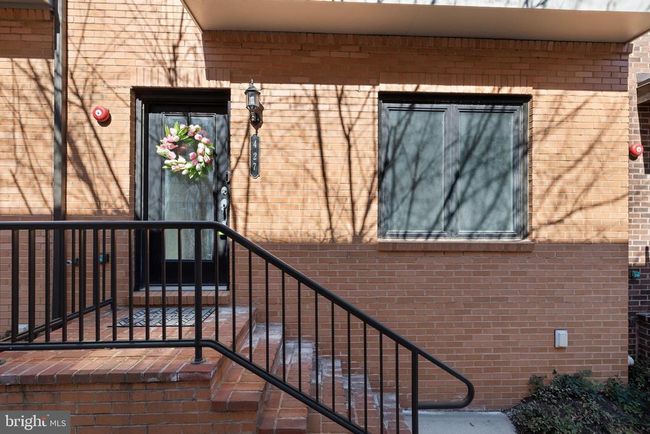 427 Nottoway Walk, Townhouse with 4 bedrooms, 5 bathrooms and null parking in ALEXANDRIA VA | Image 5