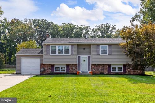 90 Myrtle Ave, MICKLETON, NJ, 08056-1230 | Card Image