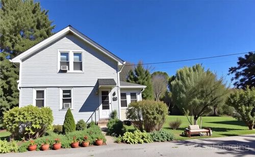 107 Read Ave, Coventry, RI, 02816-7387 | Card Image