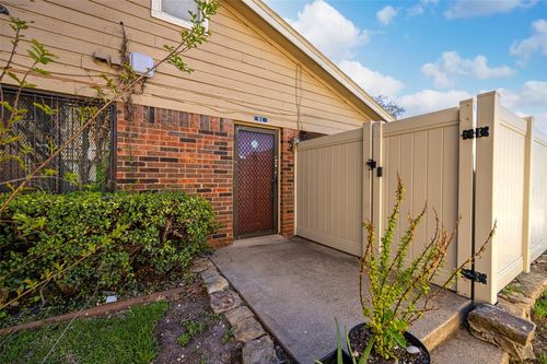 apt-81-2240 Tarpley Rd, Carrollton, TX, 75006-2450 | Card Image