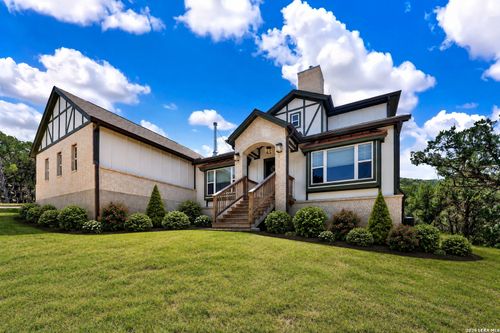 223 Canyon View Dr, Pipe Creek, TX, 78063 | Card Image