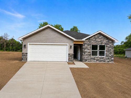 3466 Clinton Way, Jackson, MI, 49201-8604 | Card Image