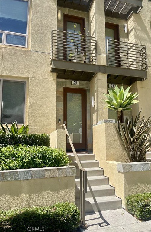36 Soho, Irvine, CA, 92612-1083 | Card Image