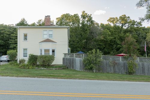 6N630 Illinois St, St. Charles, IL, 60174-6613 | Card Image