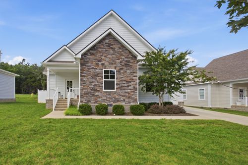1005 Sycamore Rdg E, Burns, TN, 37029-1418 | Card Image