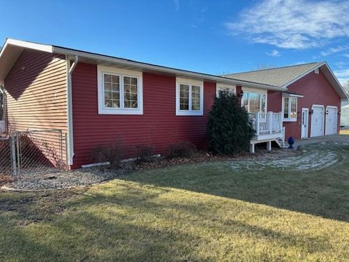 321 Oak St Se, Browns Valley, MN, 56219-2534 | Card Image