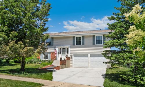 1140 Rosedale Ln, Hoffman Estates, IL, 60169-2624 | Card Image