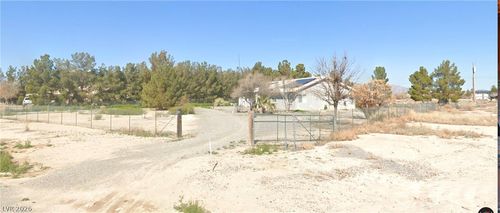 940 Indian Road, Pahrump, NV, 89048 | Card Image