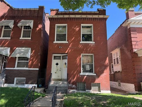 2833 Sidney Street, St Louis, MO, 63104 | Card Image