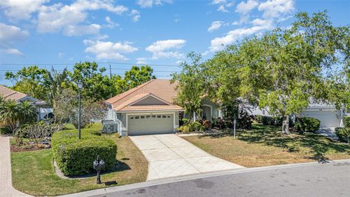 7581 Palmer Glen Cir, SARASOTA, FL, 34240-7820 | Card Image