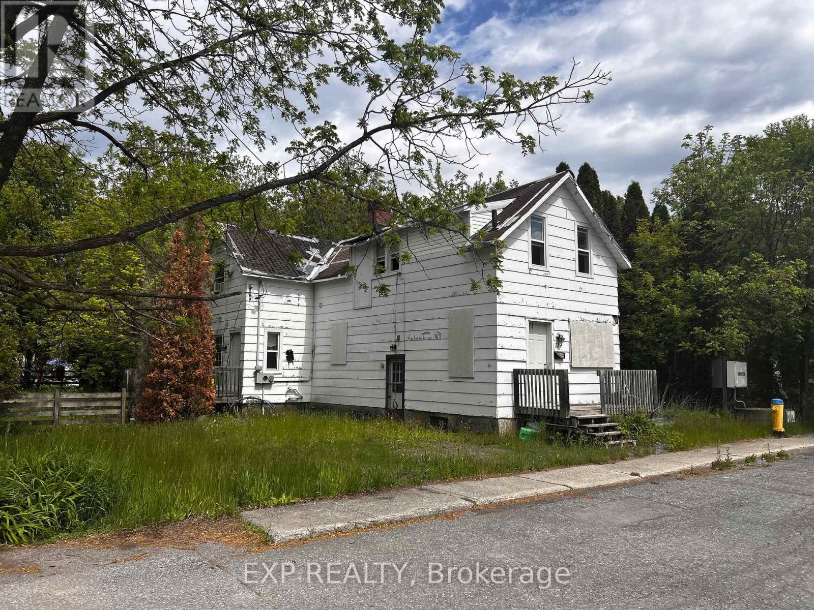 Land in Carleton Place 2
