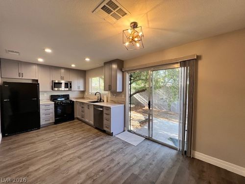 2526 Wolverton Ave, Henderson, NV, 89074-5923 | Card Image