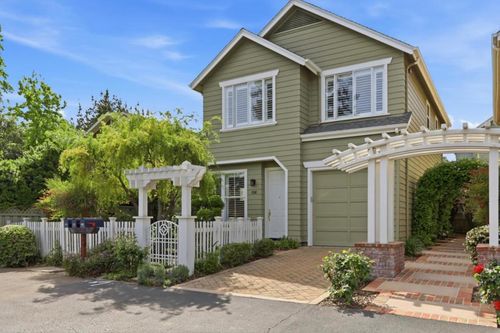 550 Gabilan St, Los Altos, CA, 94022-4039 | Card Image