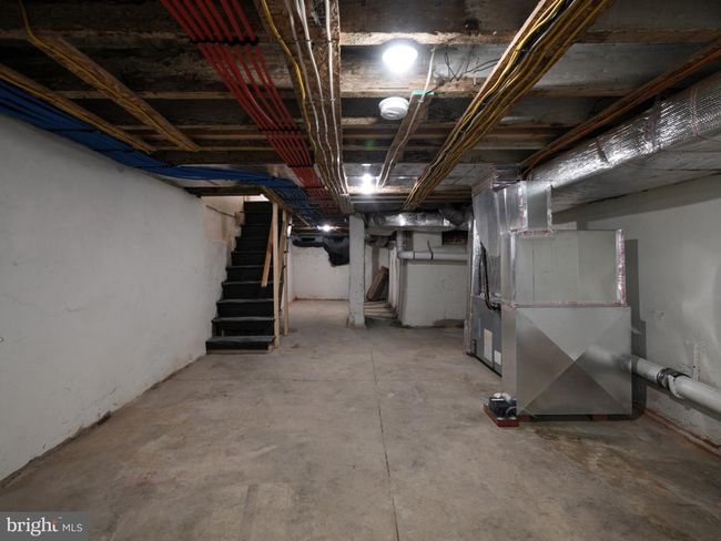 2010 E Dauphin St, Townhouse with 3 bedrooms, 3 bathrooms and null parking in PHILADELPHIA PA | Image 33