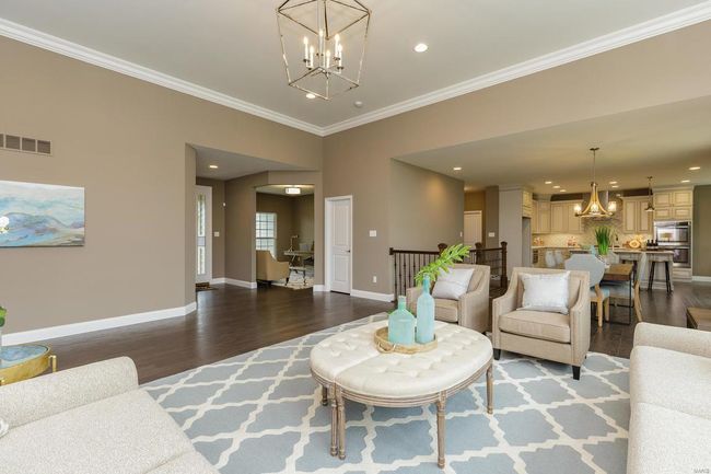 Photo representation of a similar home. Some features shown may be optional. | Image 10
