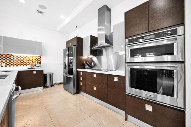 3521 Forest View Cir, House other with 5 bedrooms, 5 bathrooms and null parking in Fort Lauderdale FL | Image 23