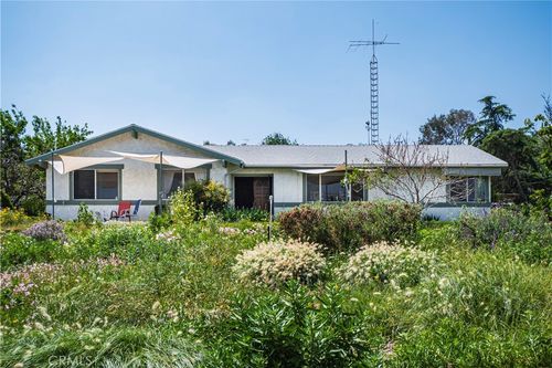 5535 Charlotte Ln, Jurupa Valley, CA, 92509-3816 | Card Image