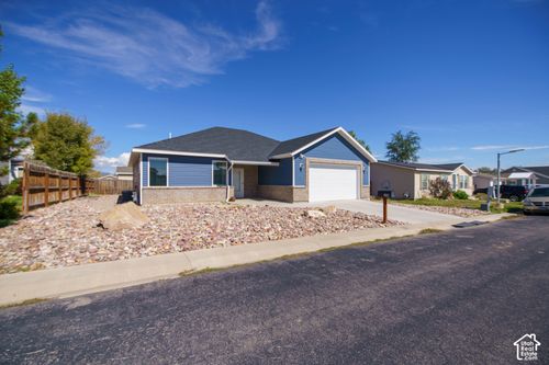 248 W 2100 S, Vernal, UT, 84078-4769 | Card Image