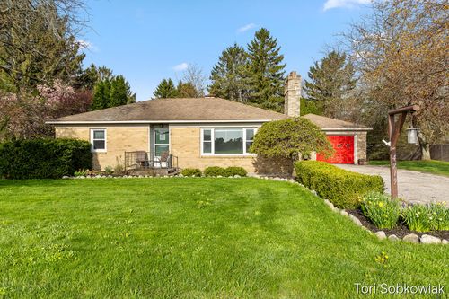 4919 S Green Ave, Fremont, MI, 49412-8508 | Card Image