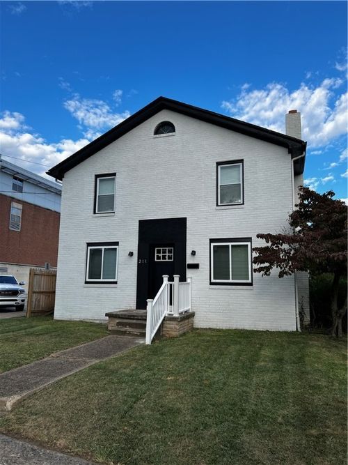 211 N 5th St, Indiana, PA, 15701-1929 | Card Image