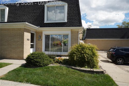 1-29612 City Center Dr, Warren, MI, 48093-2455 | Card Image