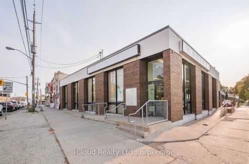 1746 Jane St, York, ON, M9N2S9 | Card Image