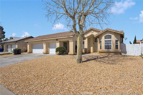 14392 Del Amo Drive, Victorville, CA, 92392 | Card Image