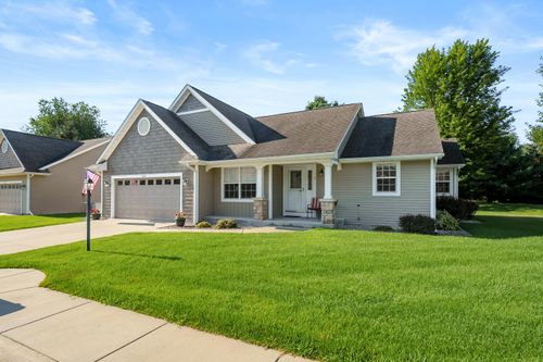 1012 Coral Springs Dr, Portage, MI, 49002-6033 | Card Image