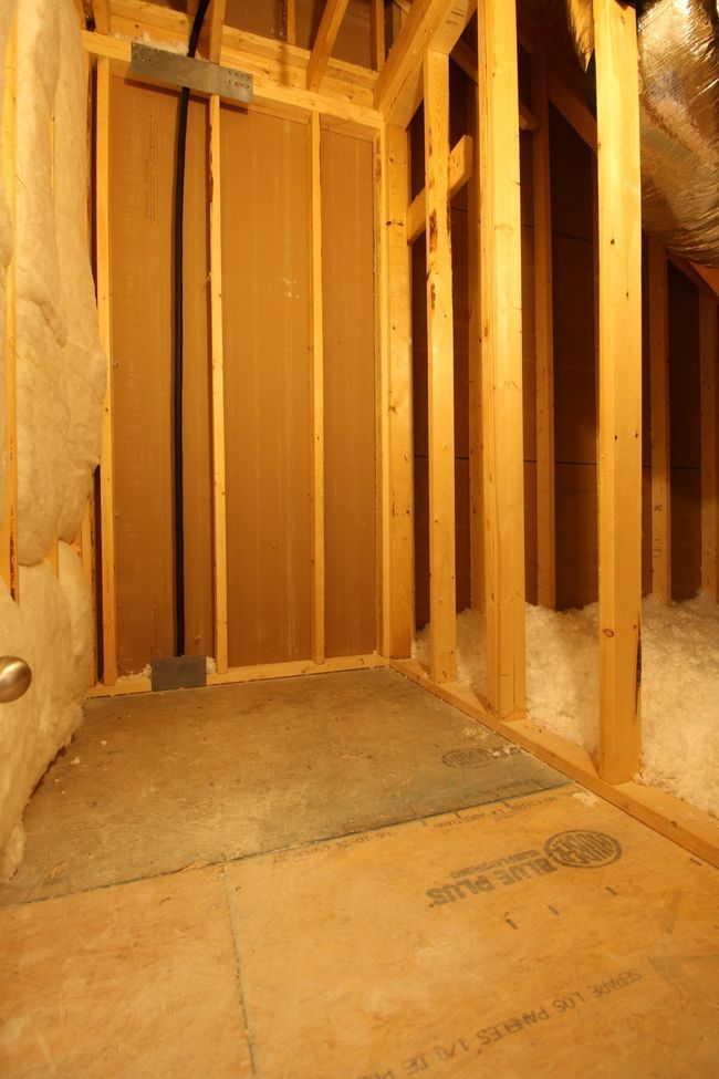 EXAMPLE>>>Another Attic Storage Location! | Image 23
