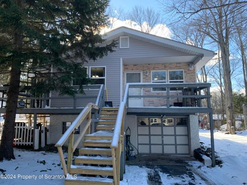 9340 Fairmount Way, Tobyhanna, PA, 18466-3849 | Card Image