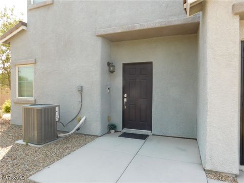 unit-1185-2715 Amazing Meadows Ave, North Las Vegas, NV, 89031-4443 | Card Image