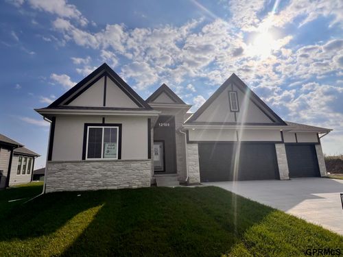 12109 Daniell Rd, Bellevue, NE, 68123-1192 | Card Image