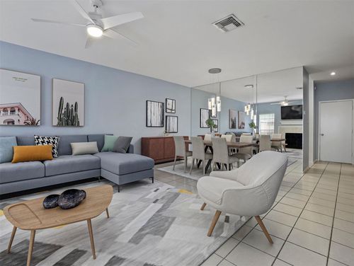 641-17641 Red Oak Dr, Houston, TX, 77090-1249 | Card Image