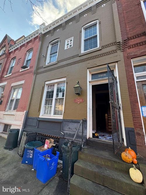 2908 W Girard Avenue, PHILADELPHIA, PA, 19130 | Card Image