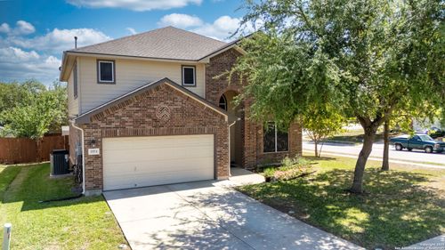 1851 Thrasher Trl, New Braunfels, TX, 78130-7065 | Card Image