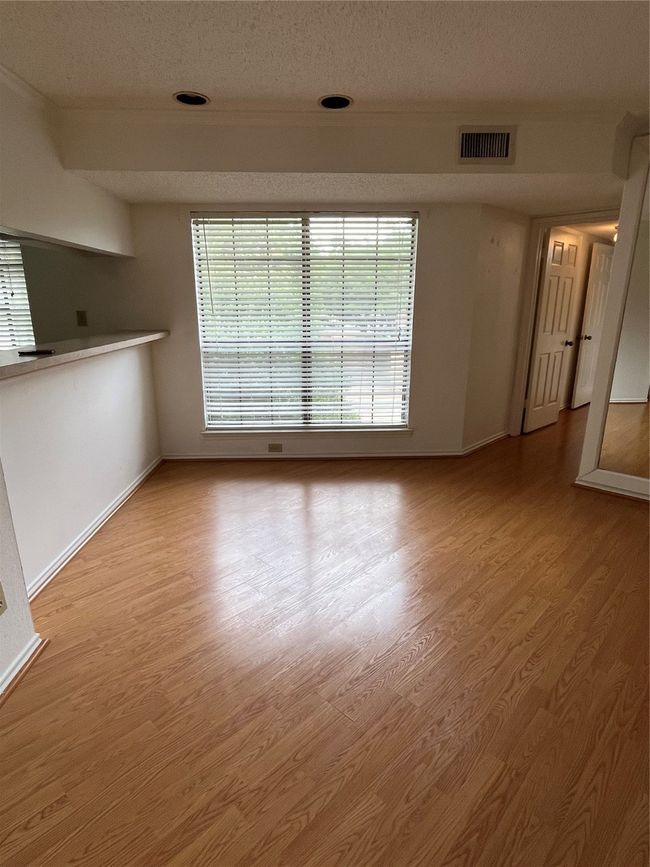 APT-273B - 16301 Ledgemont Ln, Condo with 1 bedrooms, 1 bathrooms and null parking in Addison TX | Image 5