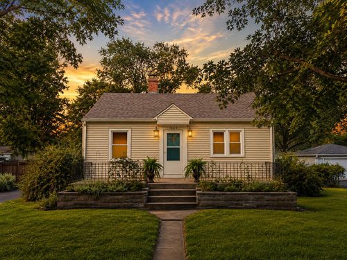 1302 Sycamore St, Crown Point, IN, 46307 | Card Image