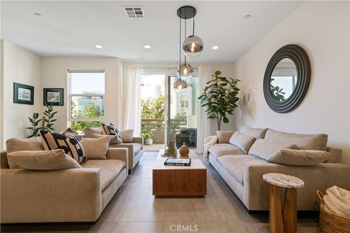 1653 Topanga, Costa Mesa, CA, 92627-7741 | Card Image