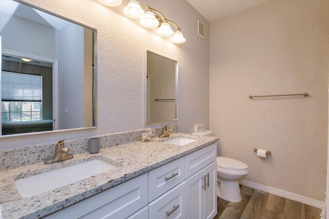Ensute bathroom | Image 12